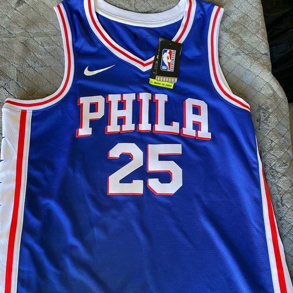 Mens New With Tags Nike XL Blue Philadelphia 76er #25 SIMMONS NBA Jersey.